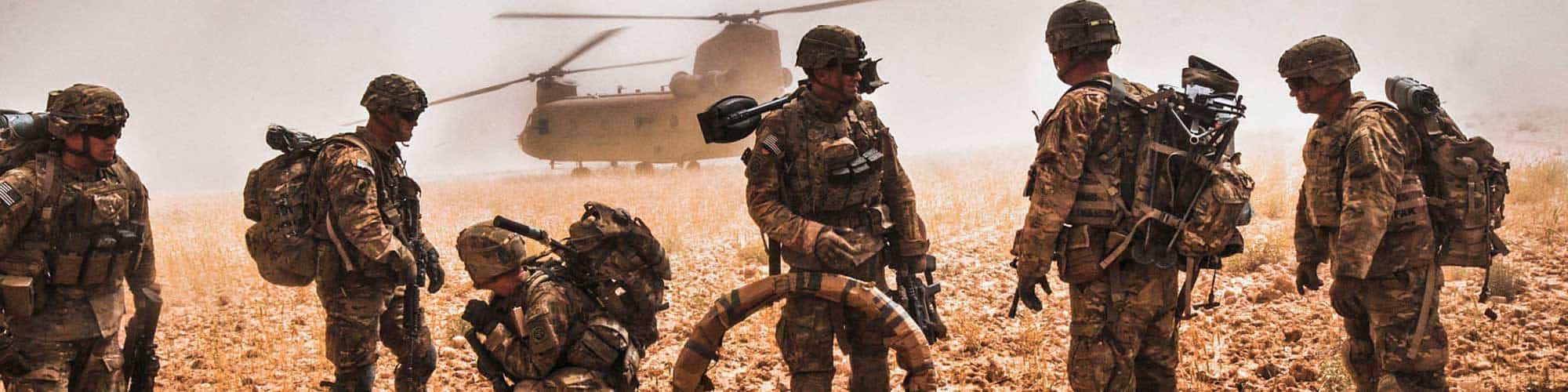 Helicopter offloading soldiers